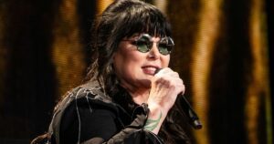 Hearts Ann Wilson Postpones Tour For Medical Reasons