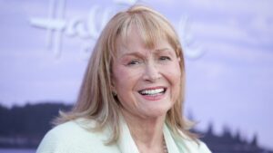 3-Time Oscar Nominee Diane Ladd Dies At 89